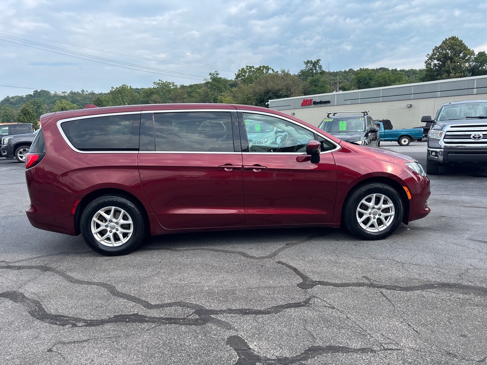 2017 Chrysler Pacifica Touring