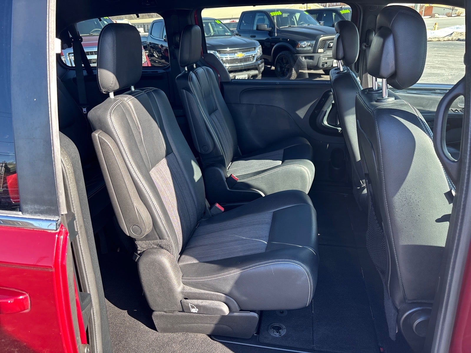 2016 Chrysler Town and Country S