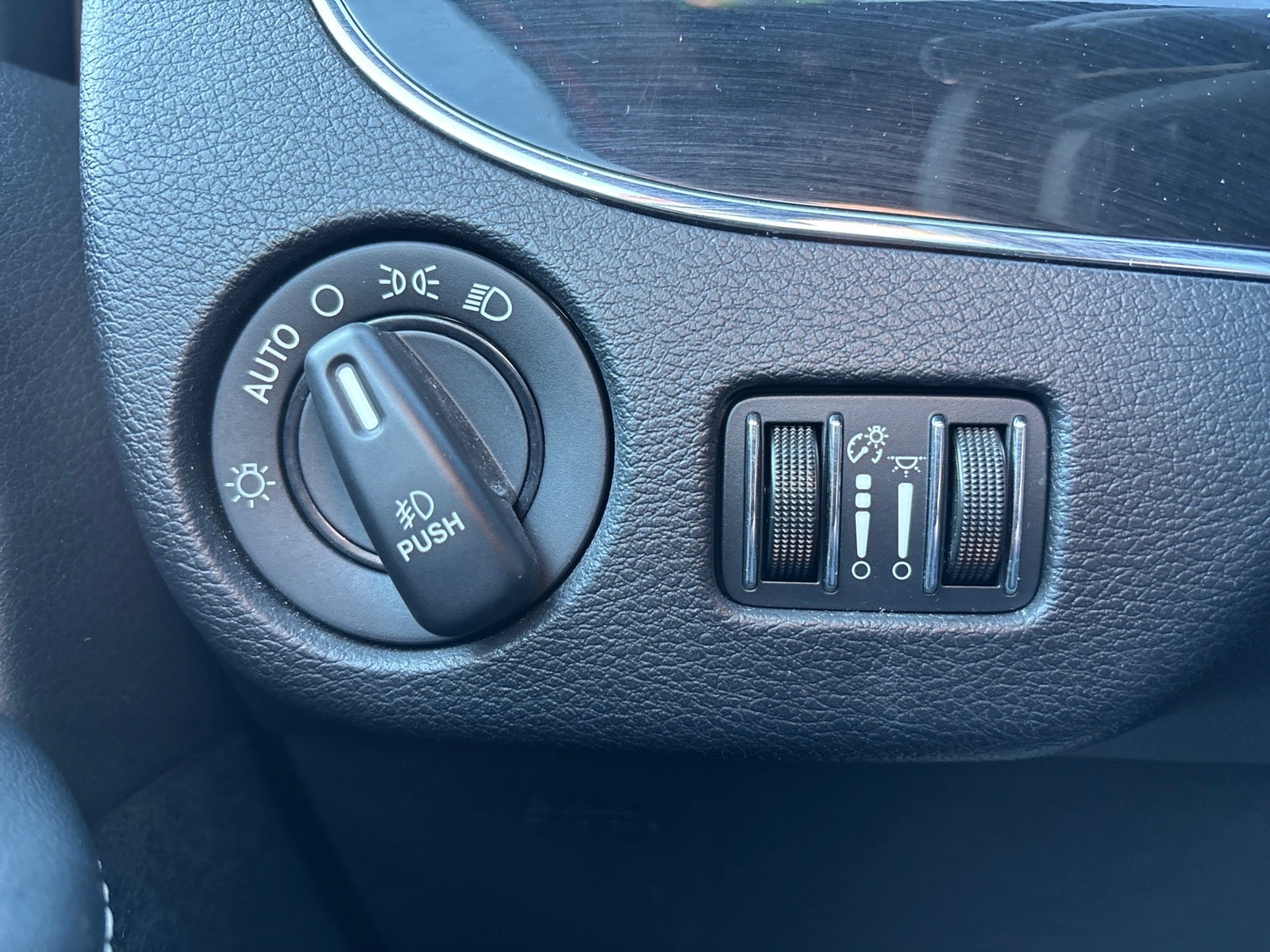 2016 Chrysler Town and Country S