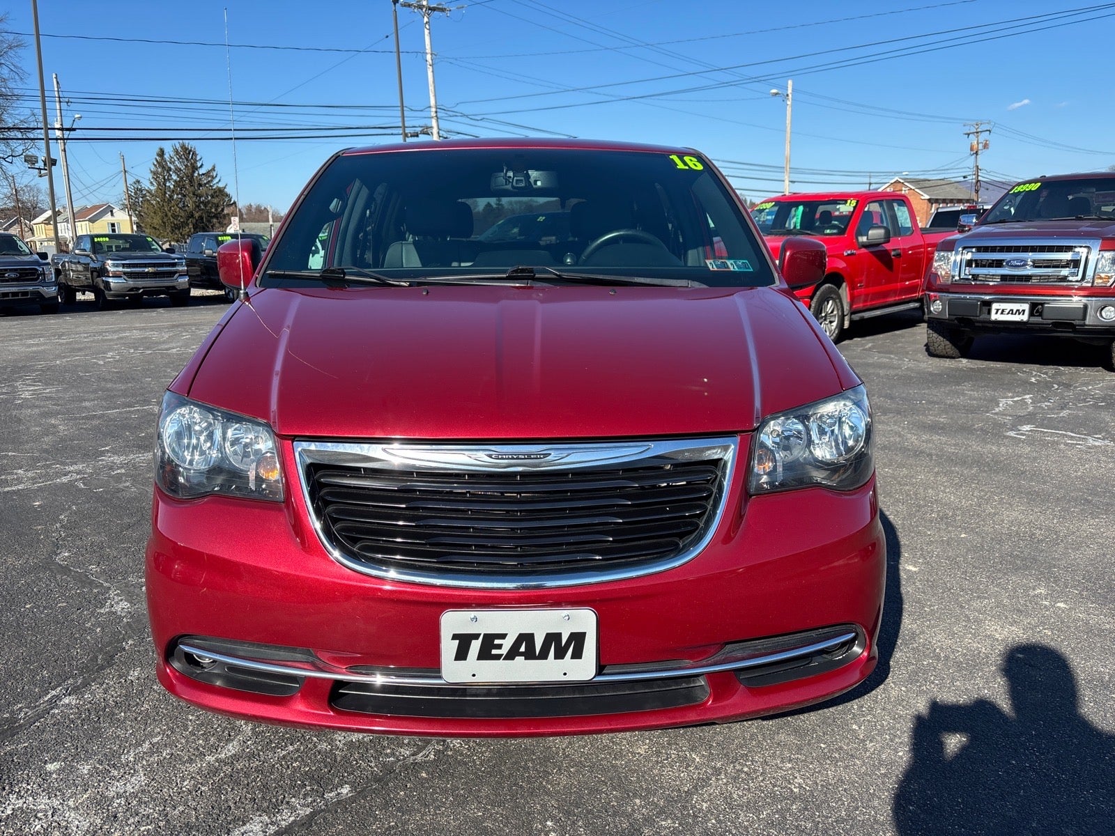 2016 Chrysler Town and Country S