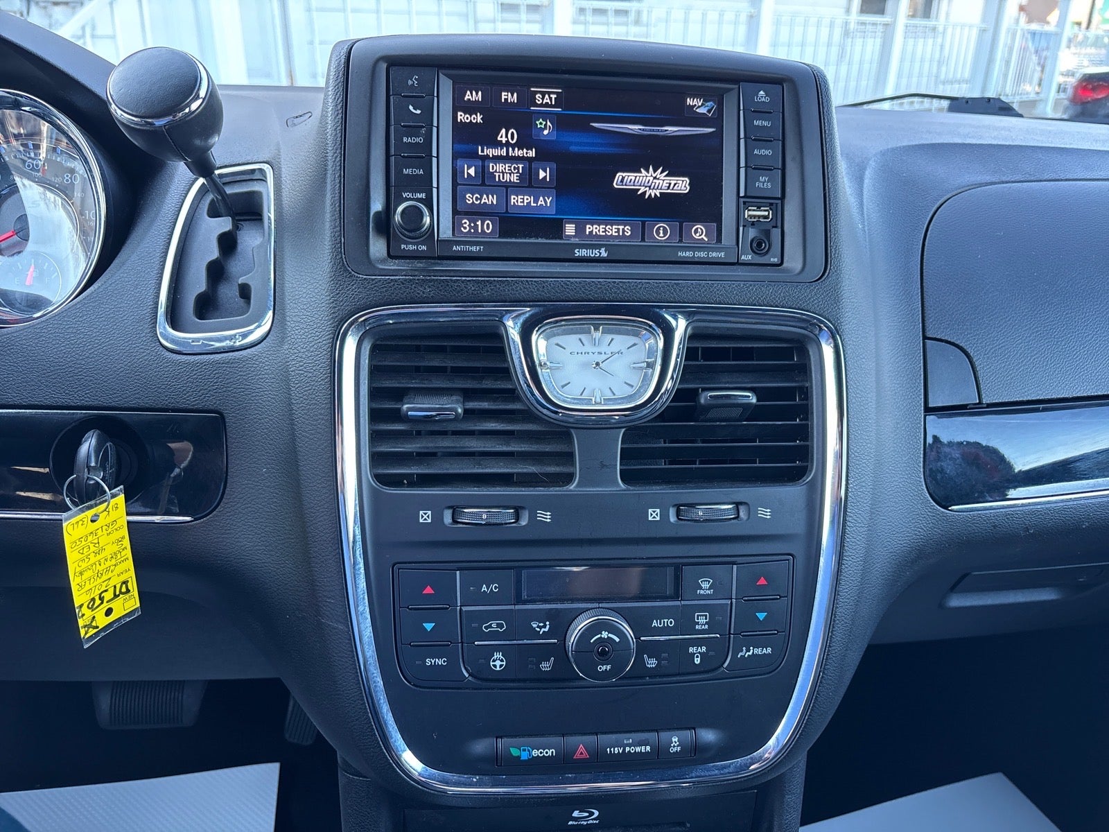 2016 Chrysler Town and Country S