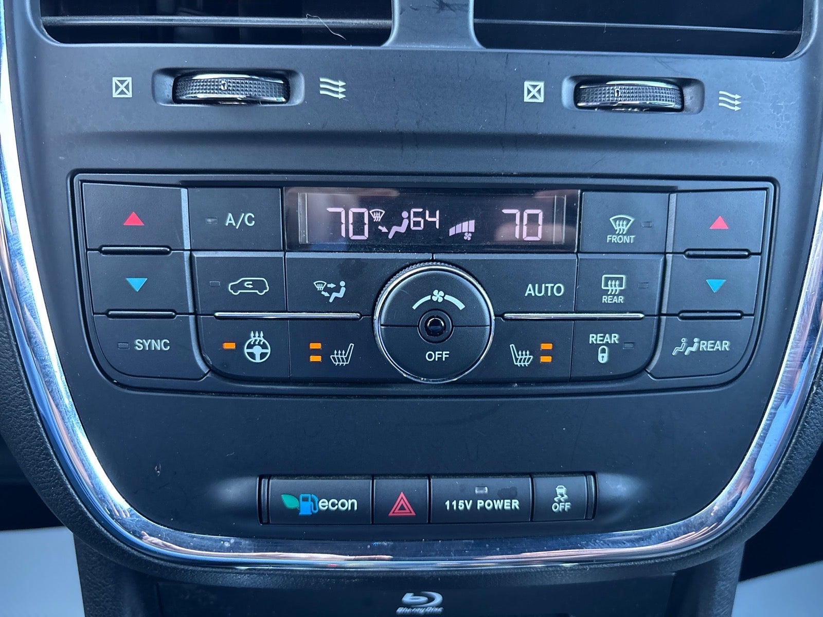 2016 Chrysler Town and Country S