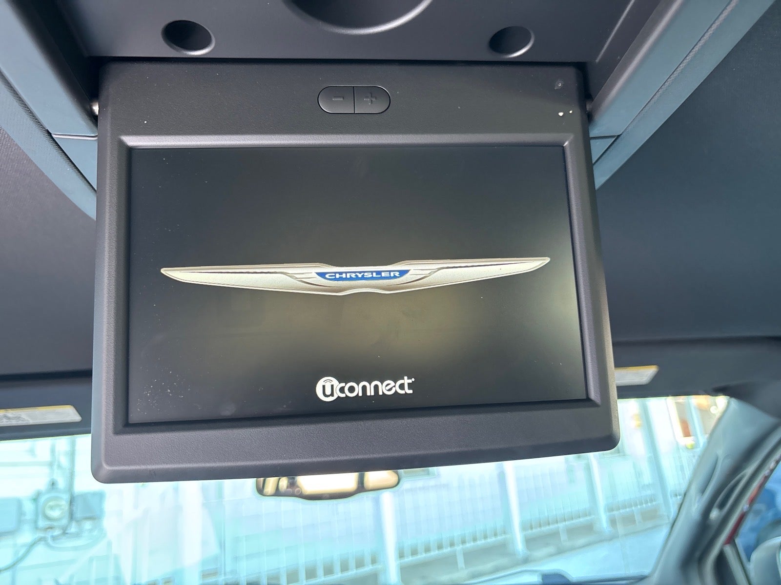 2016 Chrysler Town and Country S