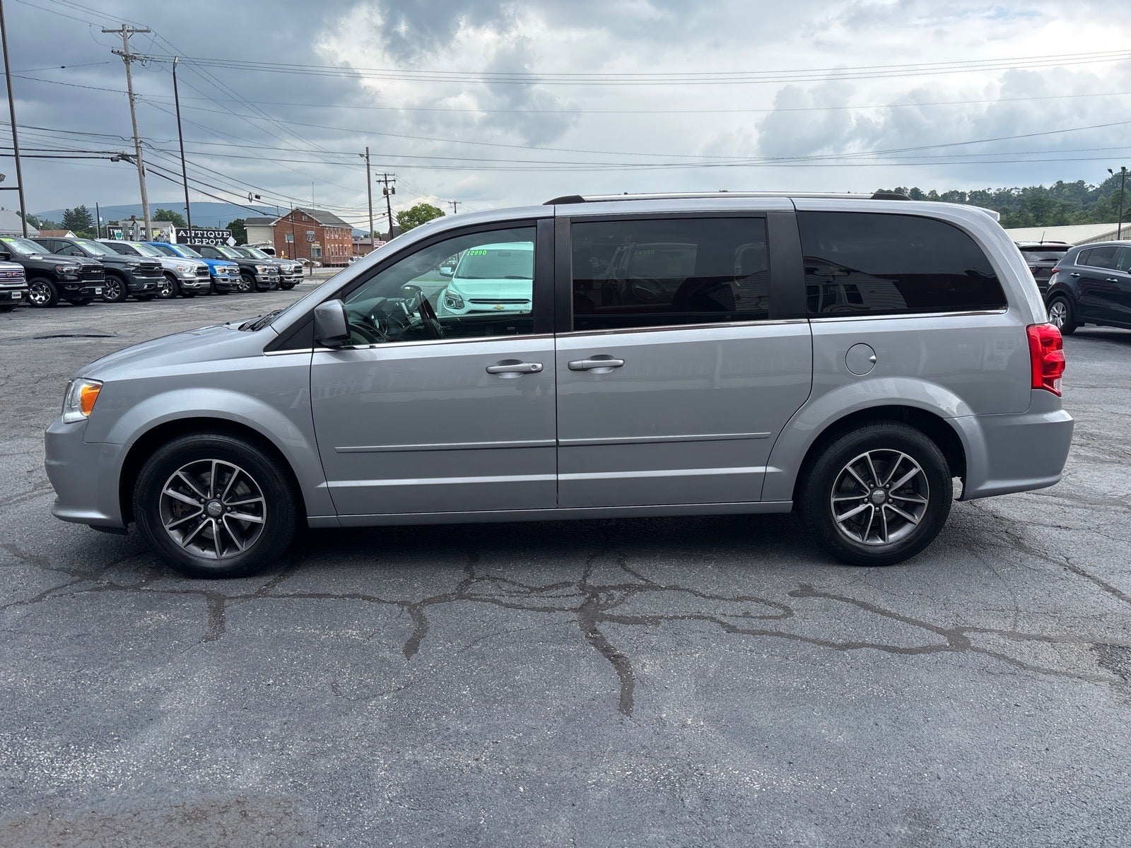 2017 Dodge Grand Caravan SXT