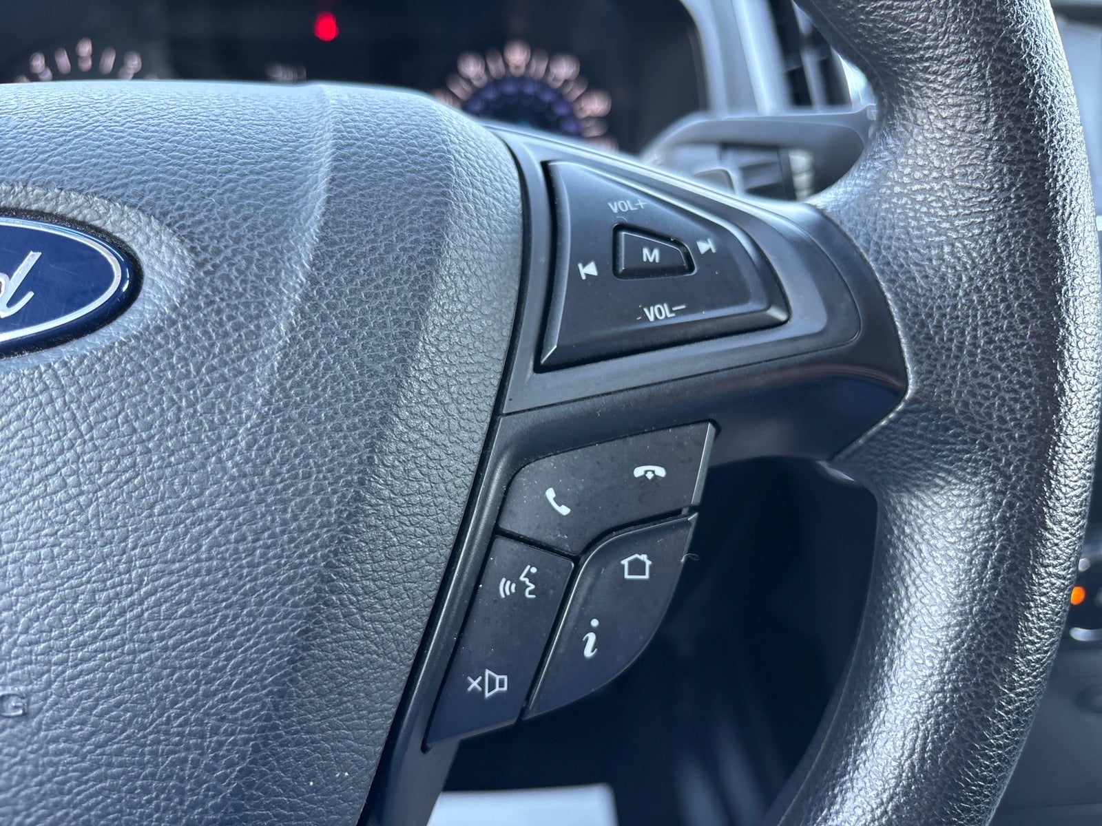 2019 Ford Edge SE