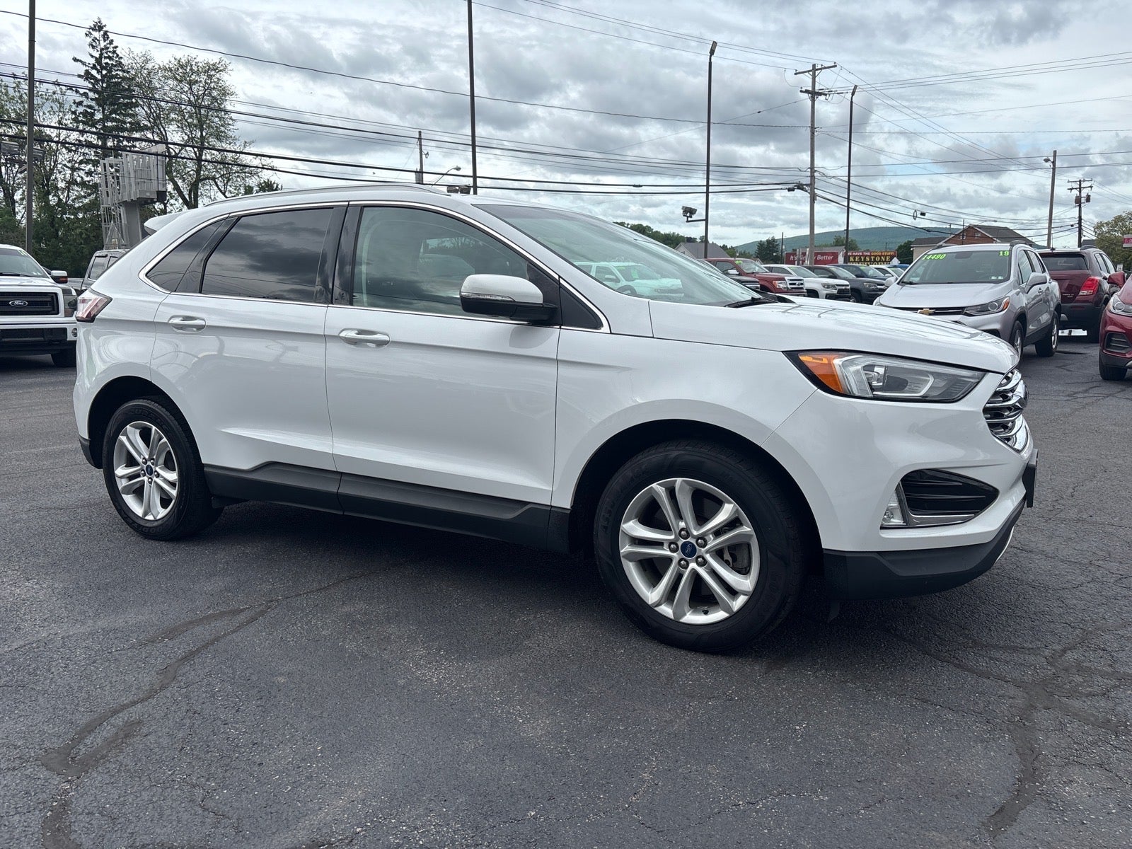 2019 Ford Edge SEL AWD's photo