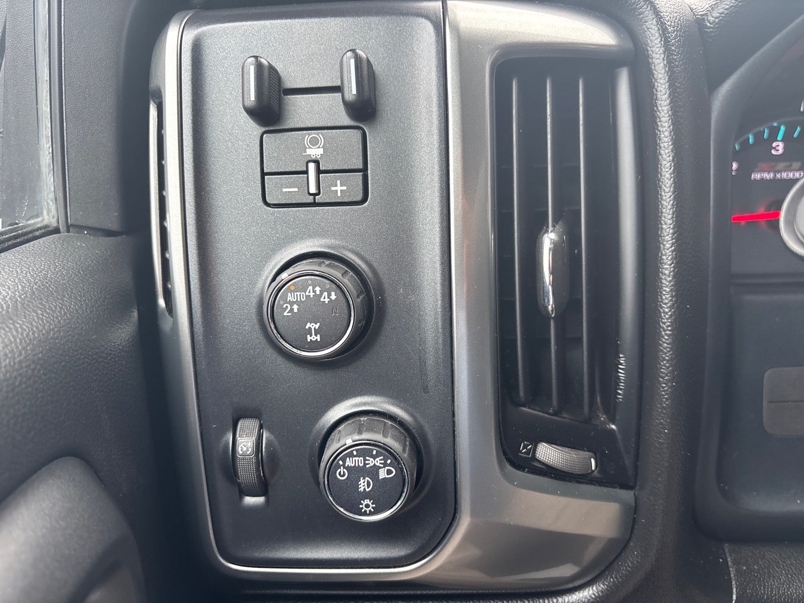 2017 Chevrolet Silverado 1500 LT Z71