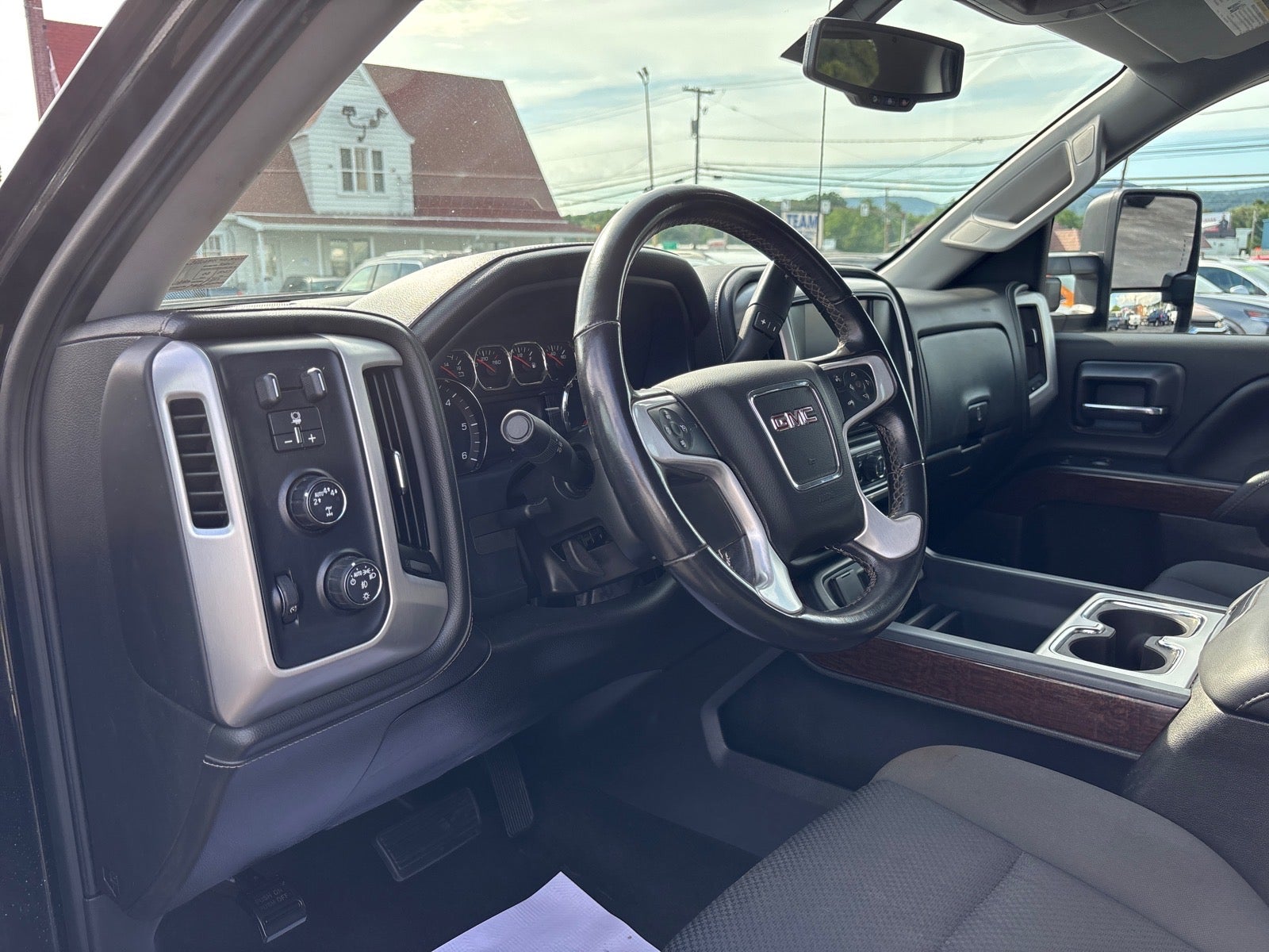 2017 GMC Sierra 1500 SLE