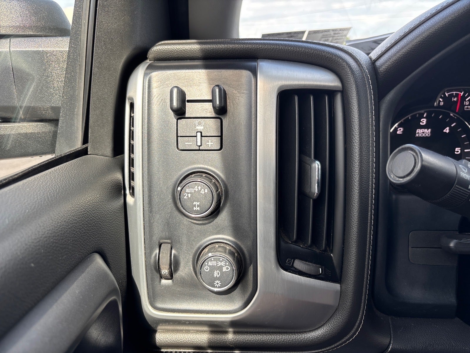 2017 GMC Sierra 1500 SLE