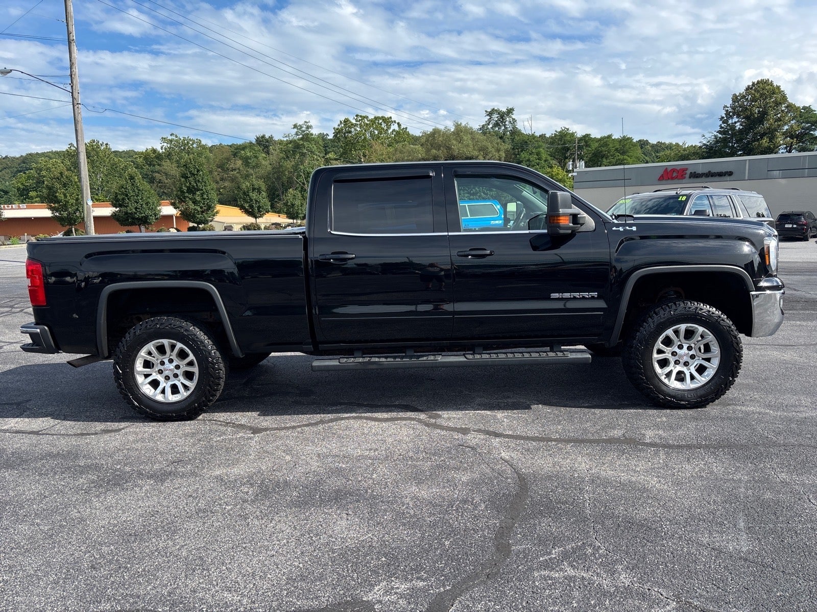 2017 GMC Sierra 1500 SLE