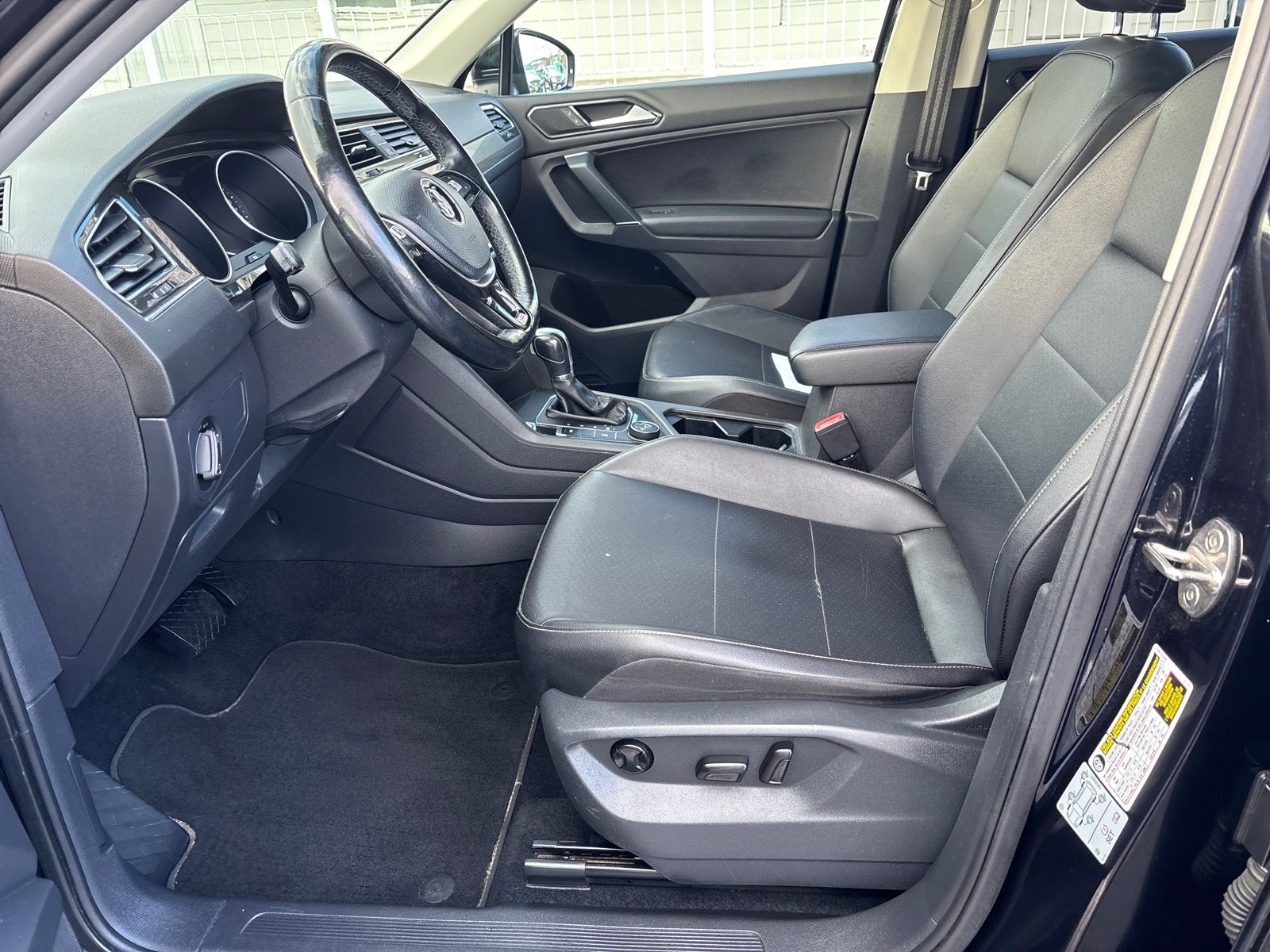 2018 Volkswagen Tiguan 2.0T SEL 4Motion