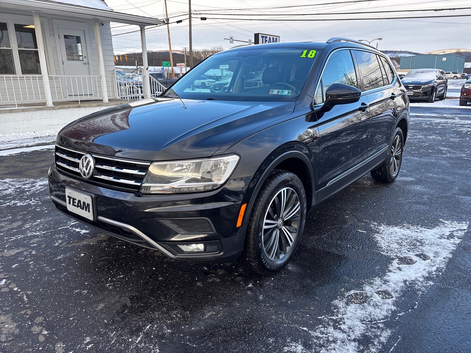 2018 Volkswagen Tiguan 2.0T SEL 4Motion