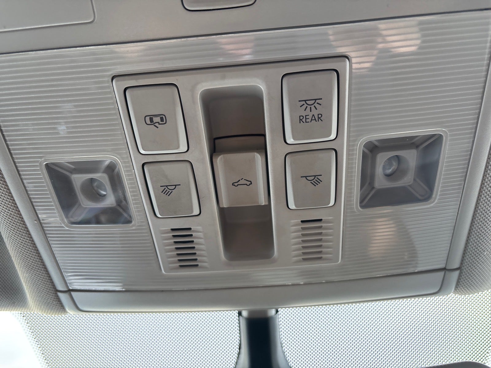 2018 Volkswagen Tiguan 2.0T SEL 4Motion