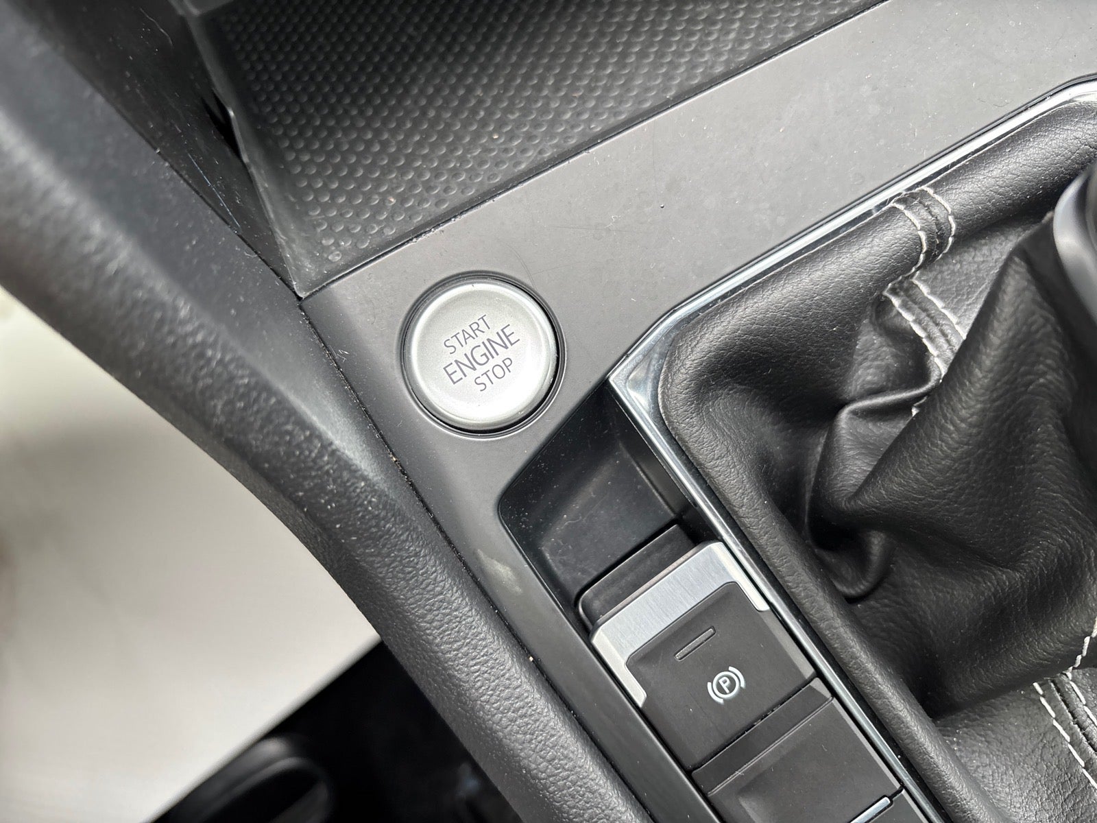 2022 Volkswagen Taos S