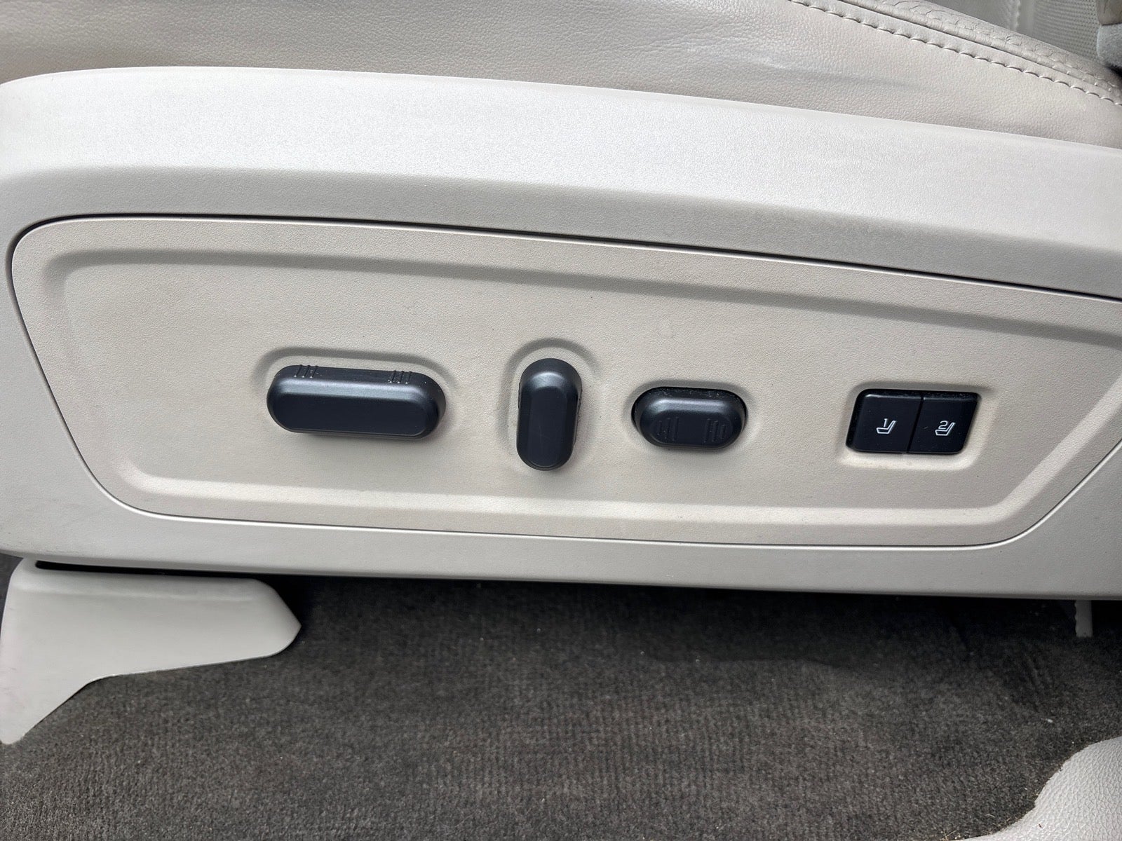 2016 Lincoln Navigator L Select