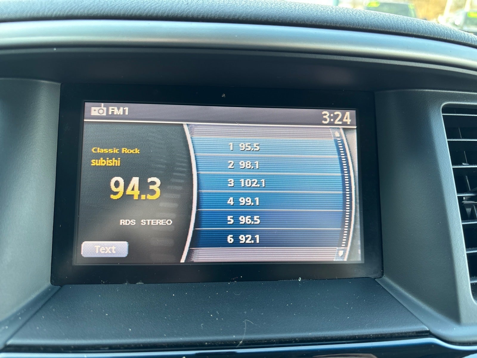 2015 Nissan Pathfinder SV