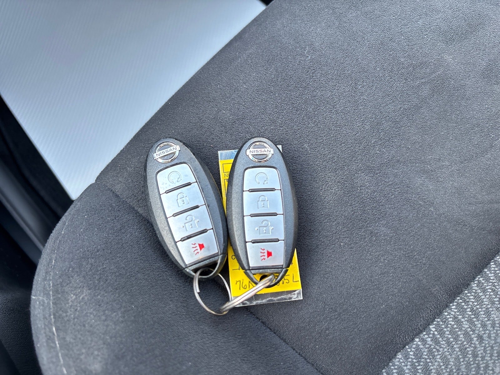 2015 Nissan Pathfinder SV