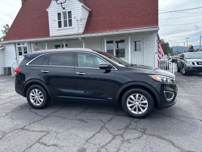 2017 Kia Sorento LX