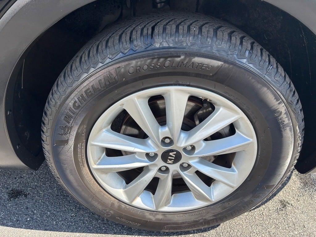 2019 Kia Sorento LX V6