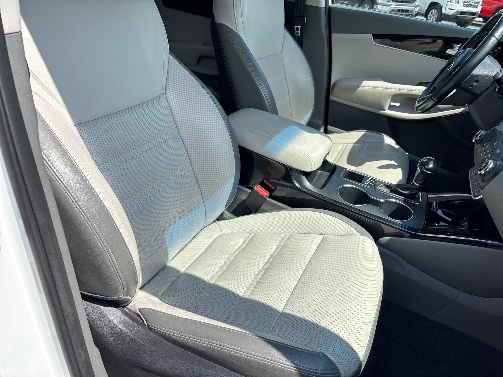 2016 Kia Sorento SX V6