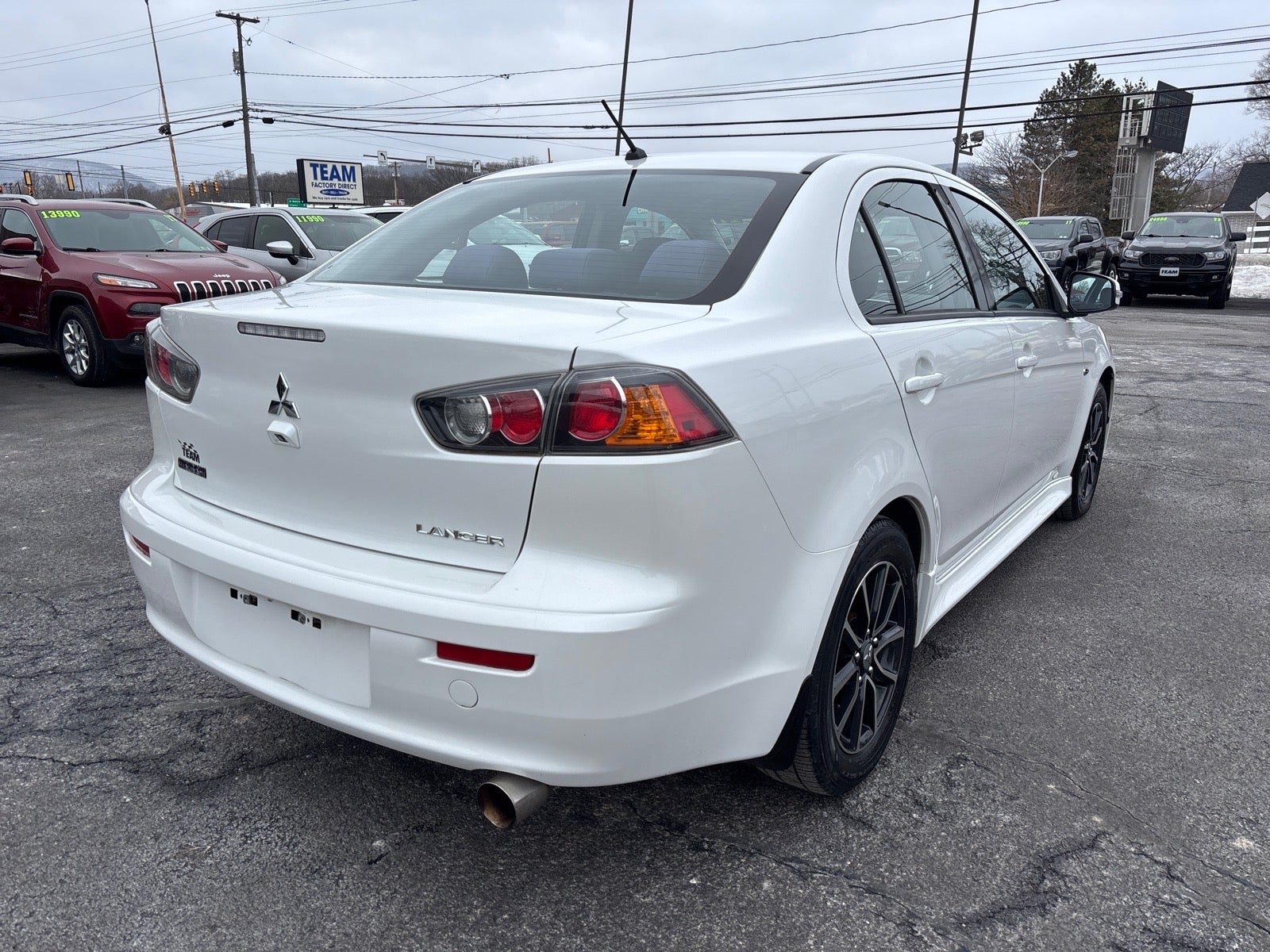 2017 Mitsubishi Lancer ES