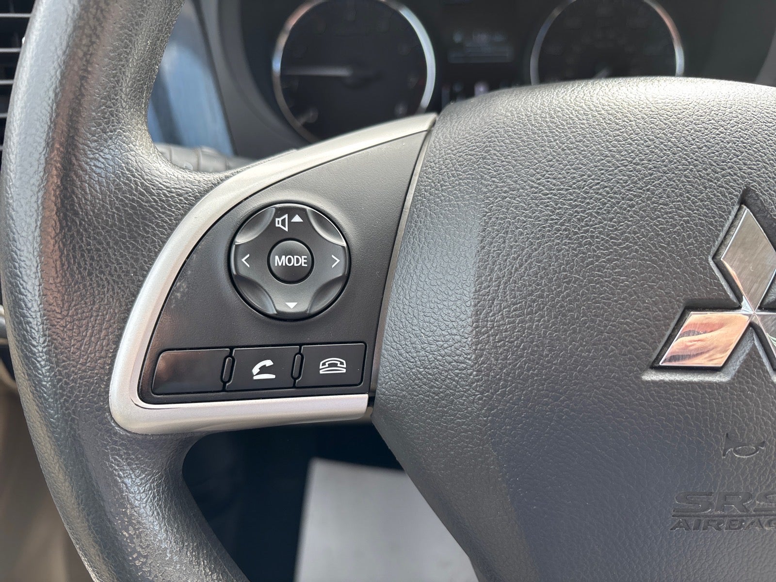 2020 Mitsubishi Outlander ES