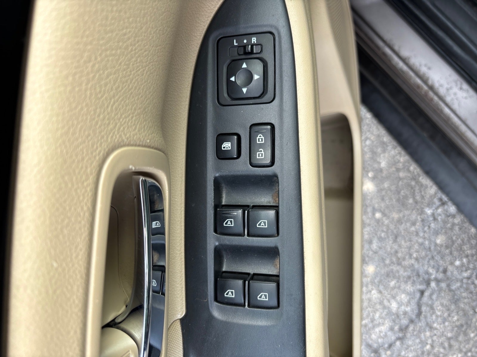 2020 Mitsubishi Outlander ES