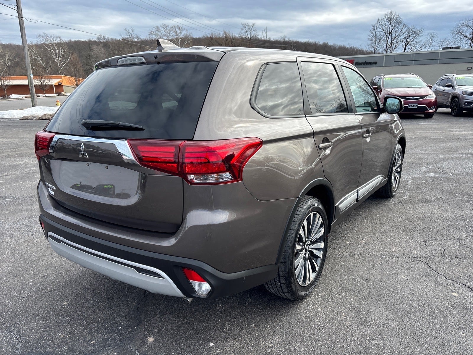 2020 Mitsubishi Outlander ES
