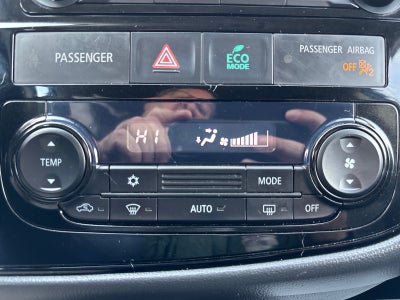 2016 Mitsubishi Outlander ES