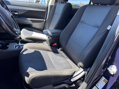 2016 Mitsubishi Outlander ES