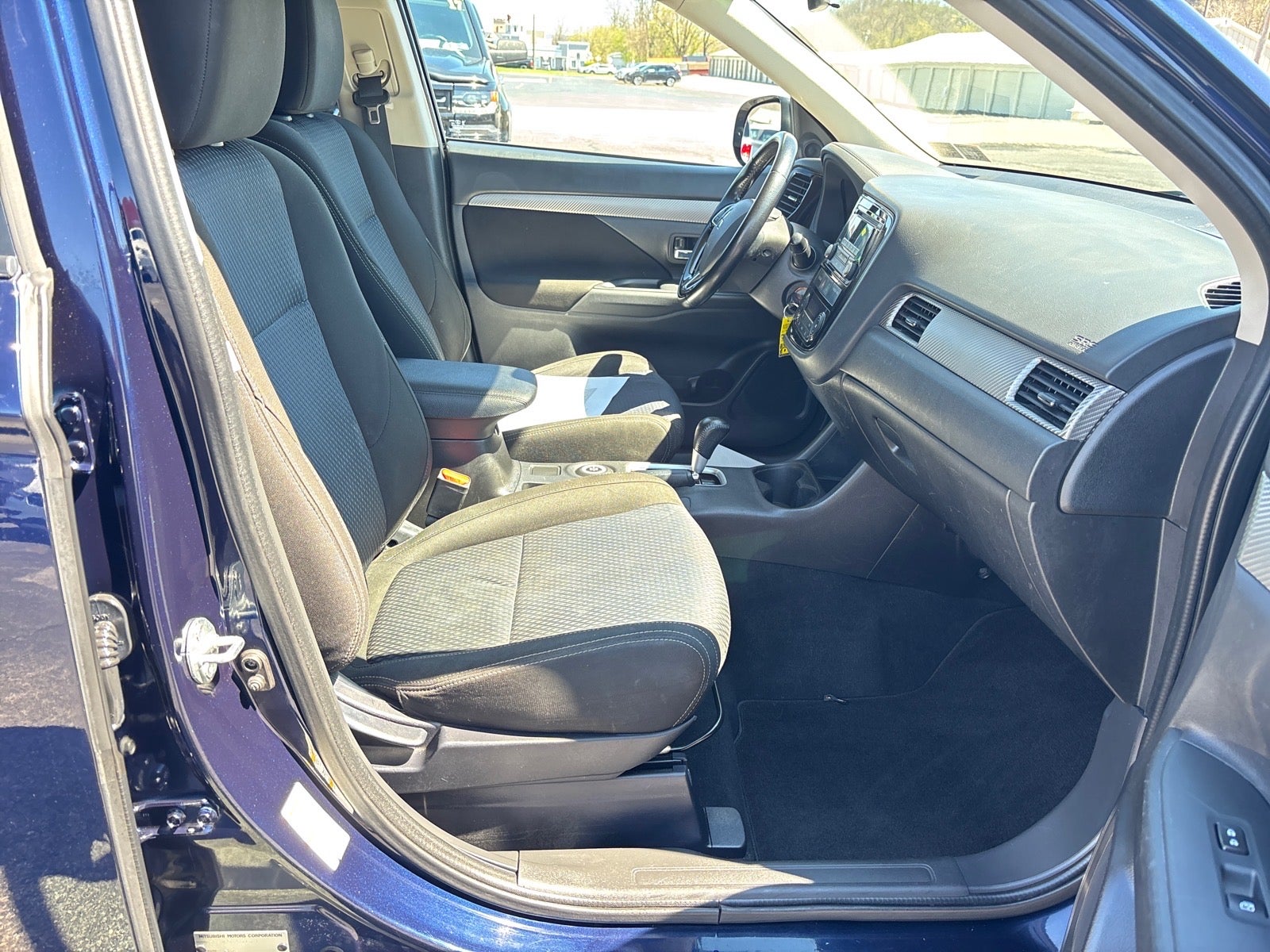 2016 Mitsubishi Outlander ES