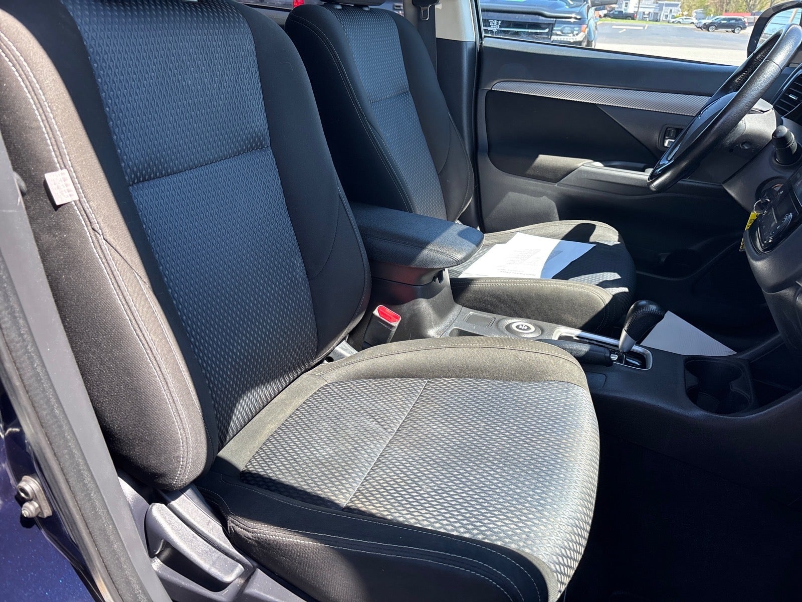 2016 Mitsubishi Outlander ES