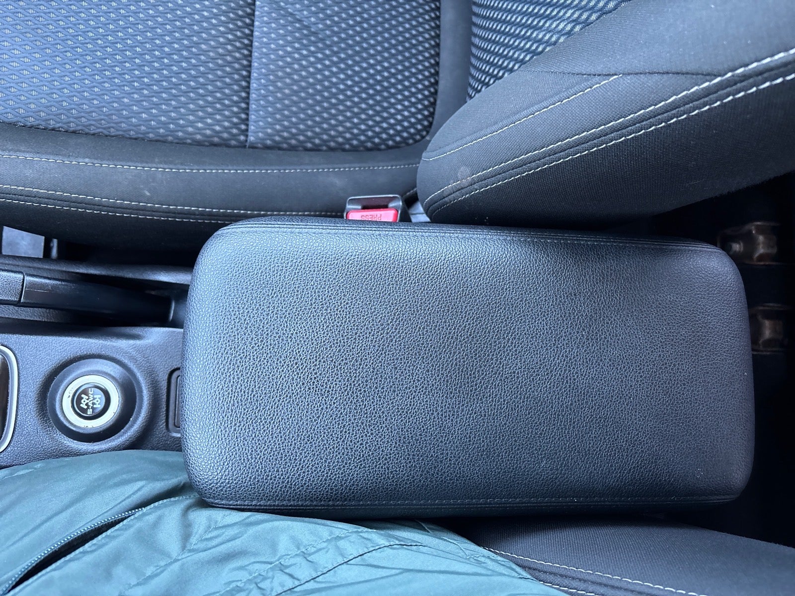 2016 Mitsubishi Outlander ES