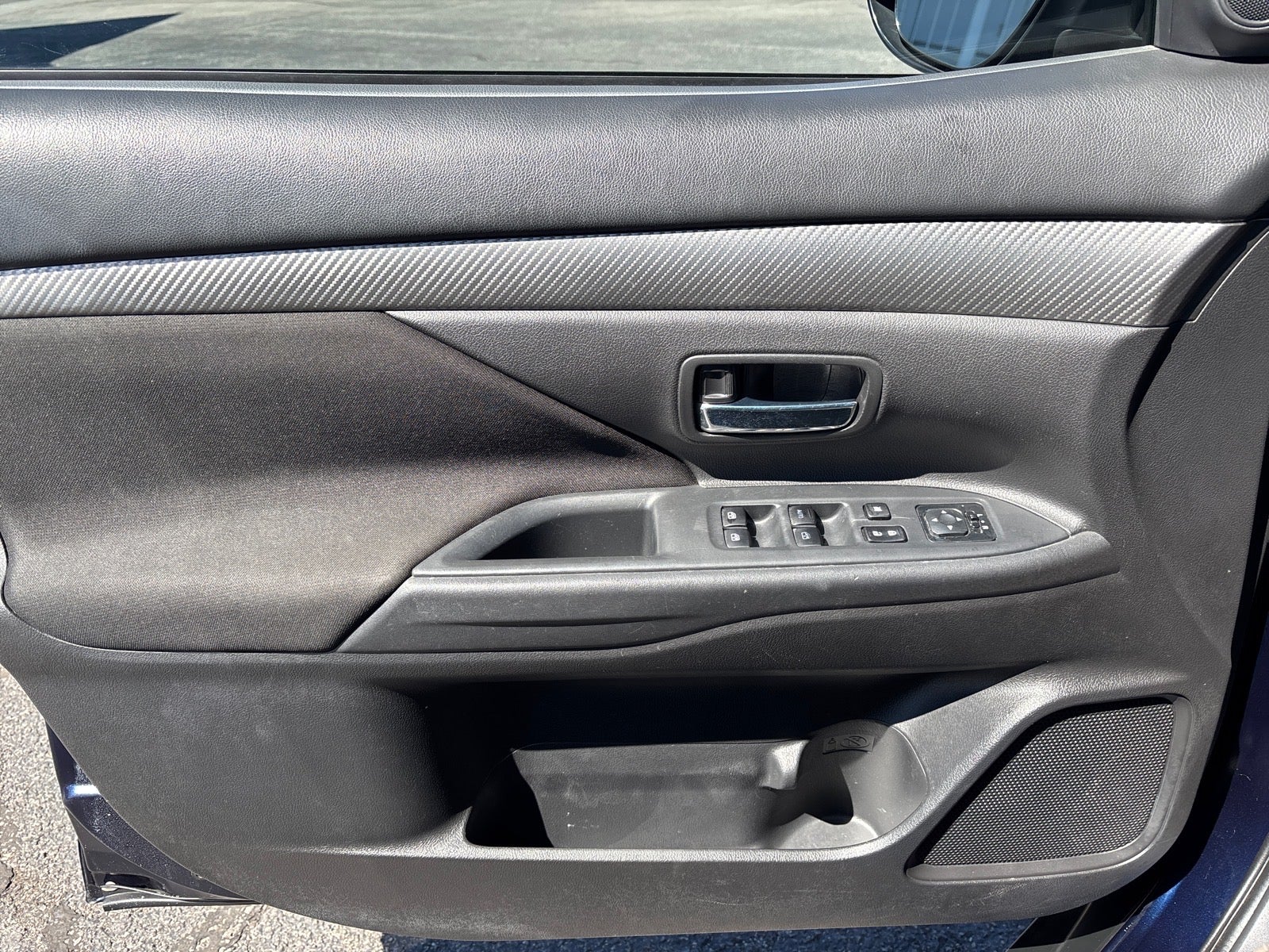 2016 Mitsubishi Outlander ES