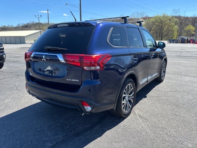 2016 Mitsubishi Outlander ES