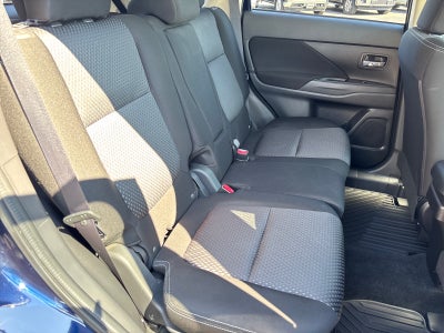 2016 Mitsubishi Outlander ES