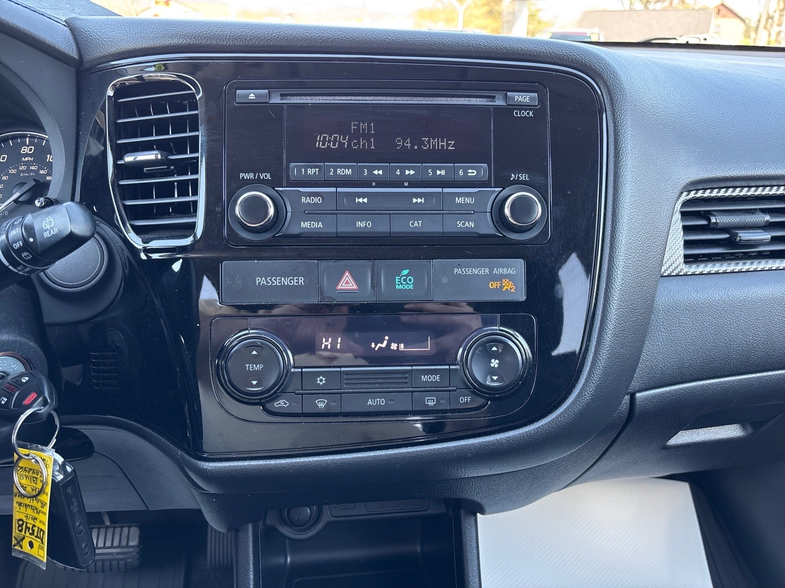 2016 Mitsubishi Outlander ES