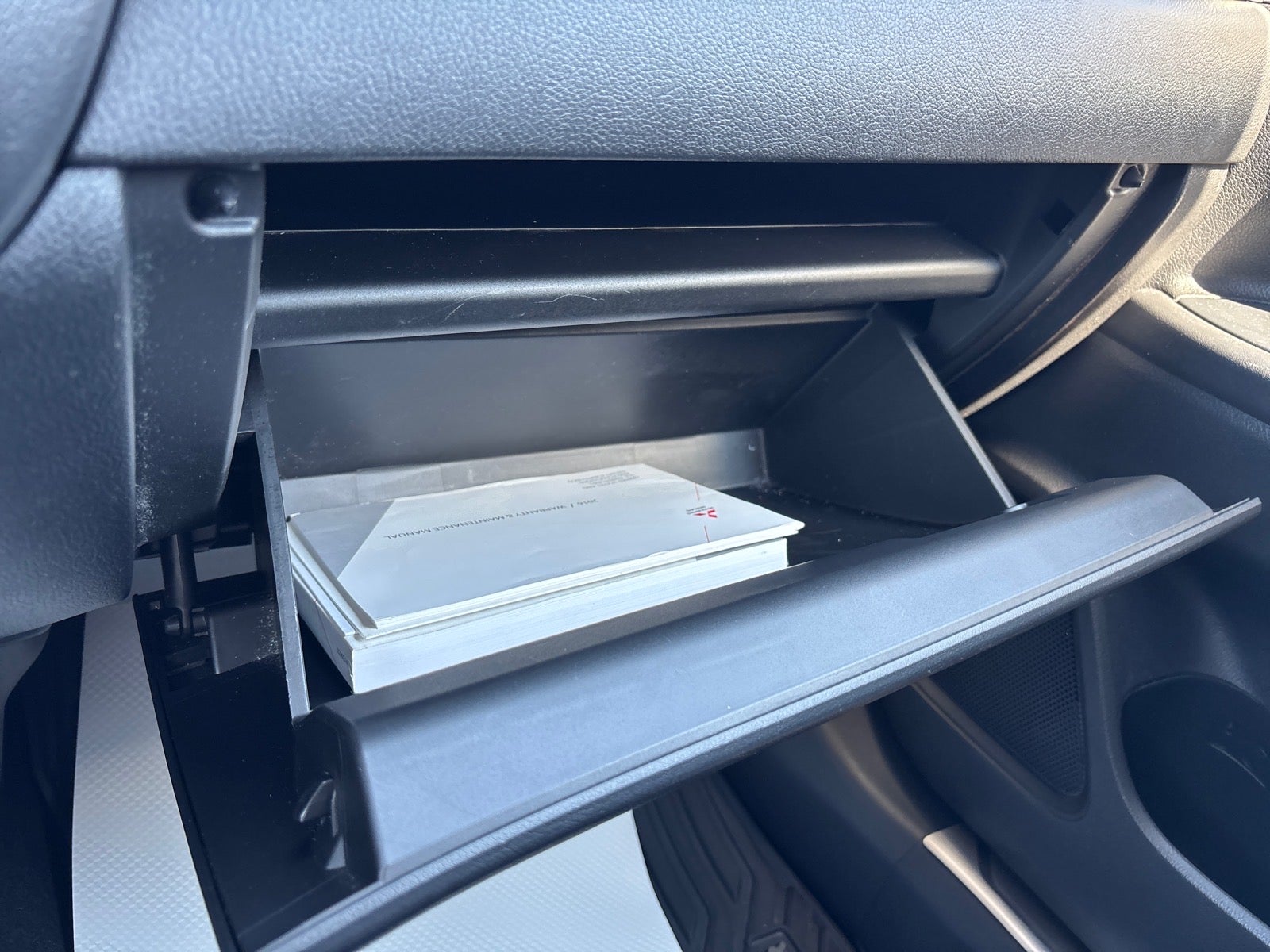 2016 Mitsubishi Outlander ES