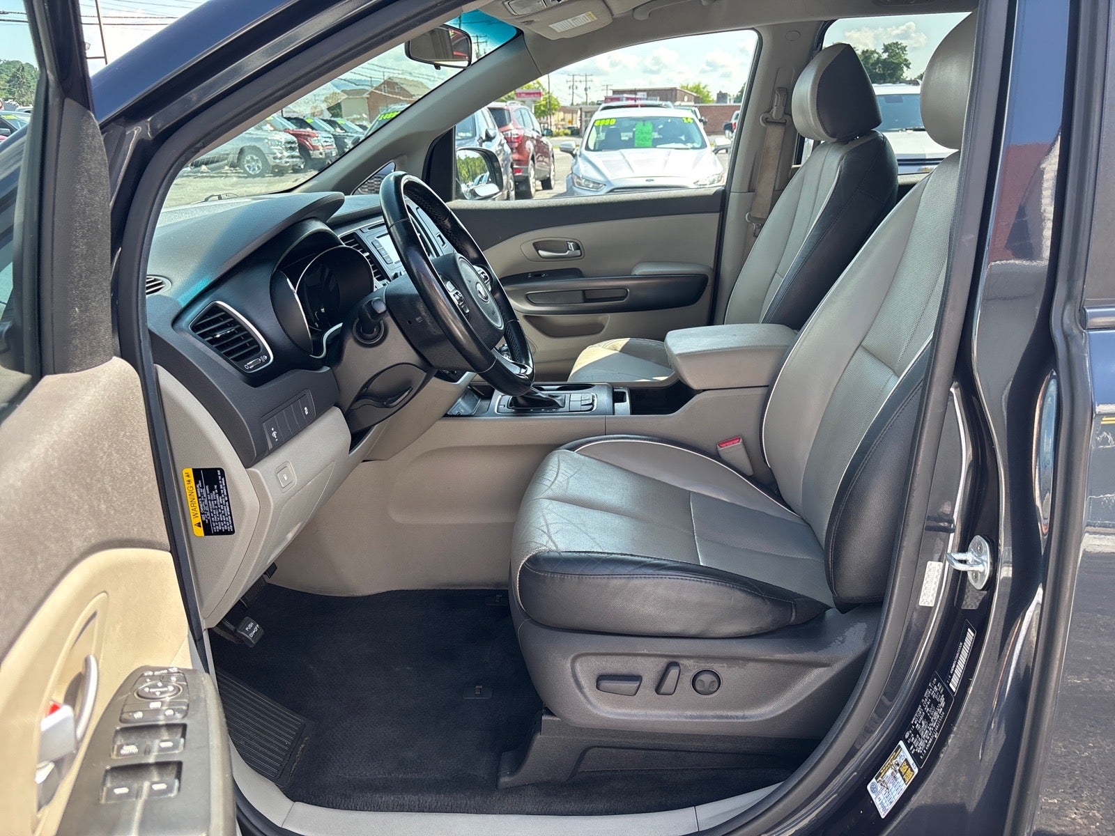 2016 Kia Sedona LX