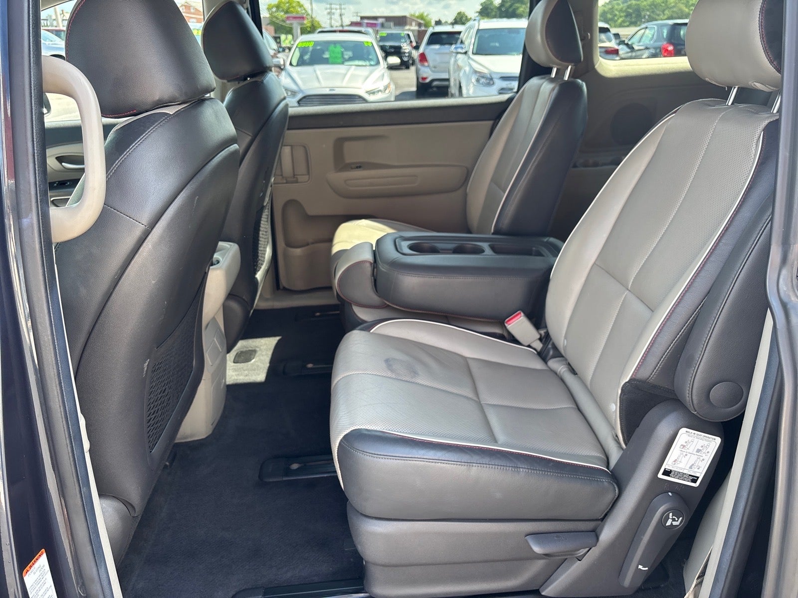2016 Kia Sedona LX