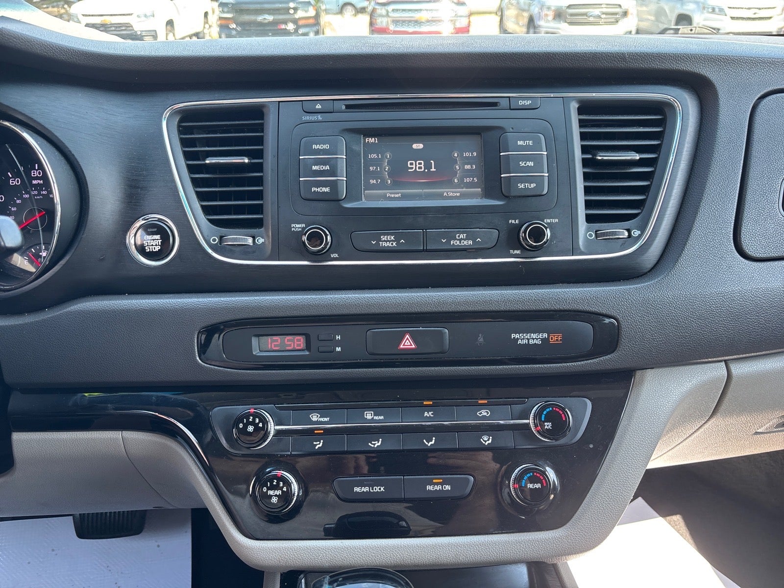 2016 Kia Sedona LX