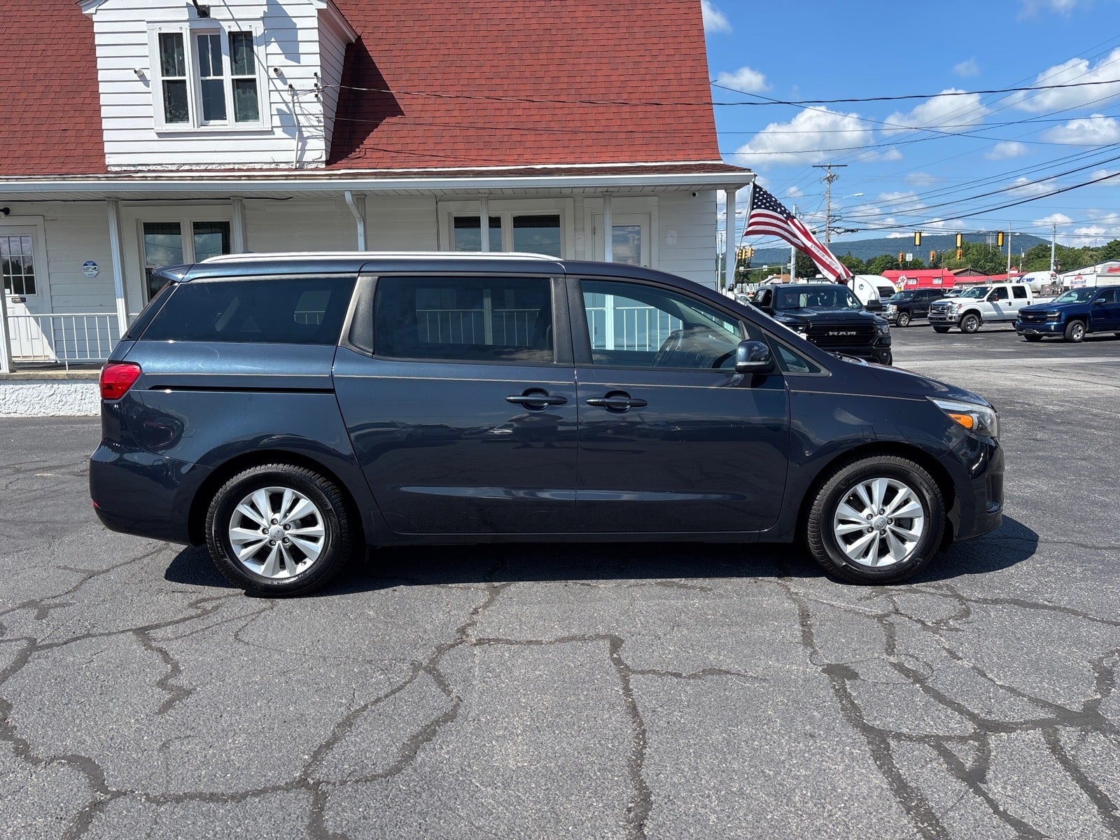 2016 Kia Sedona LX