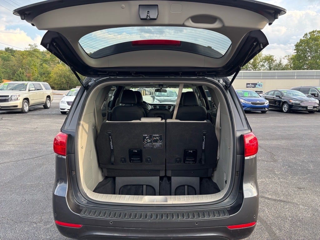 2017 Kia Sedona LX