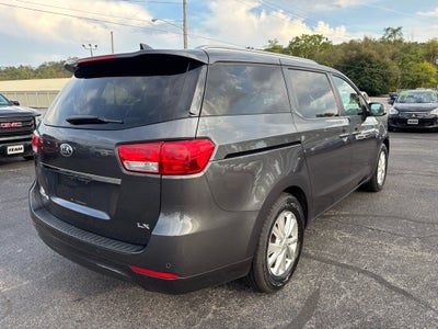 2017 Kia Sedona LX