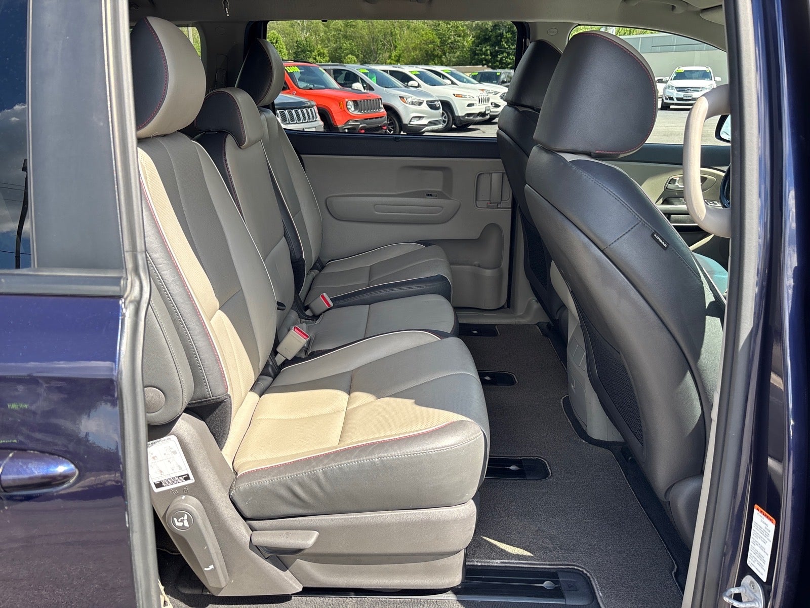 2018 Kia Sedona LX