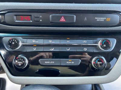 2018 Kia Sedona LX