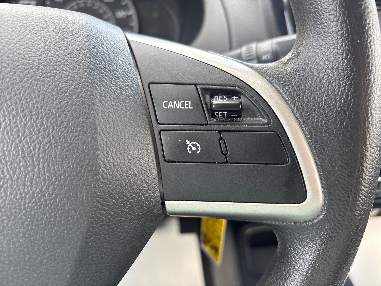 2020 Mitsubishi Mirage ES