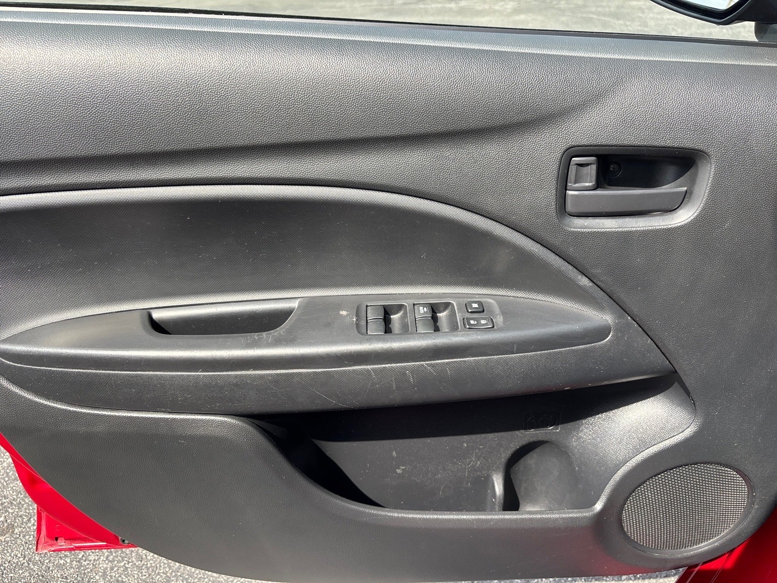 2020 Mitsubishi Mirage ES