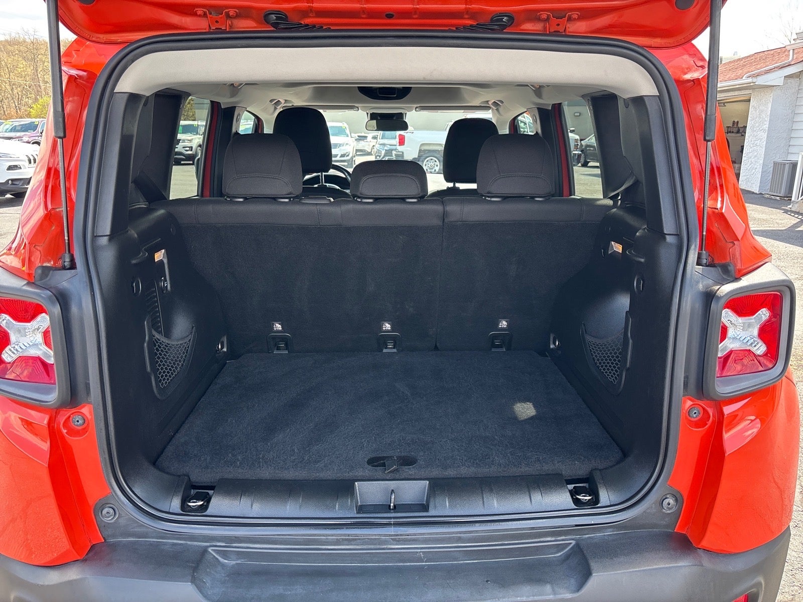 2016 Jeep Renegade Trailhawk